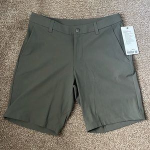 Lululemon Commission Short 9”
